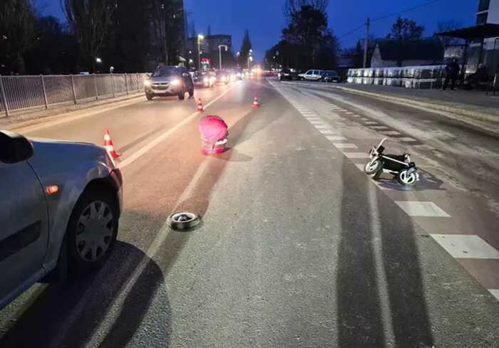 На Рівненщині водій збив на смерть маму з немовлям